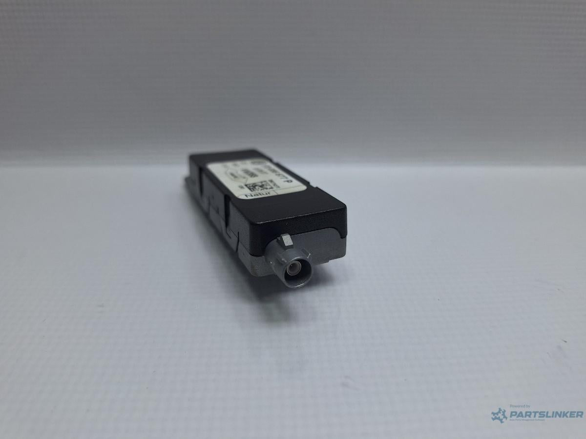 Amplificator antena VOLKSWAGEN TOURAN (1T1, 1T2) [ 2003 - 2010 ] TDI (BMN) 125KW|170HP OEM 1T0035577P