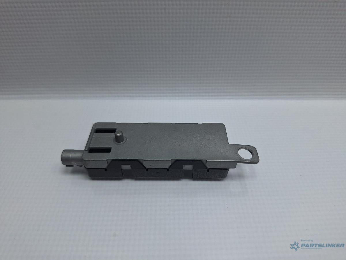 Amplificator antena VOLKSWAGEN TOURAN (1T1, 1T2) [ 2003 - 2010 ] TDI (BMN) 125KW|170HP OEM 1T0035577P