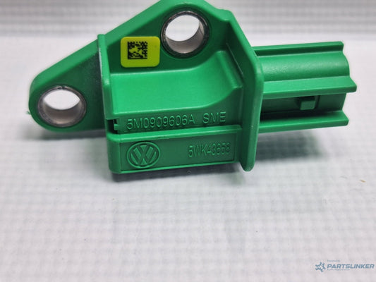 Senzor impact airbag VOLKSWAGEN TOURAN (1T1, 1T2) [ 2003 - 2010 ] TDI (BMN) 125KW|170HP 5M0909606A