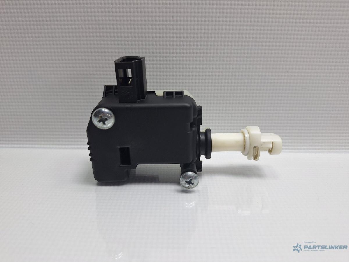 Actuator inchidere centralizata VOLKSWAGEN TOURAN (1T1, 1T2) [ 2003 - 2010 ] TDI (BMN) 125KW|170HP OEM 1K5959782 , 1T0810773A