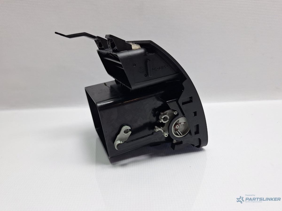 Gura ventilatie dreapta VOLKSWAGEN TOURAN (1T1, 1T2) [ 2003 - 2010 ] TDI (BMN) 125KW|170HP OEM 1T0819704B
