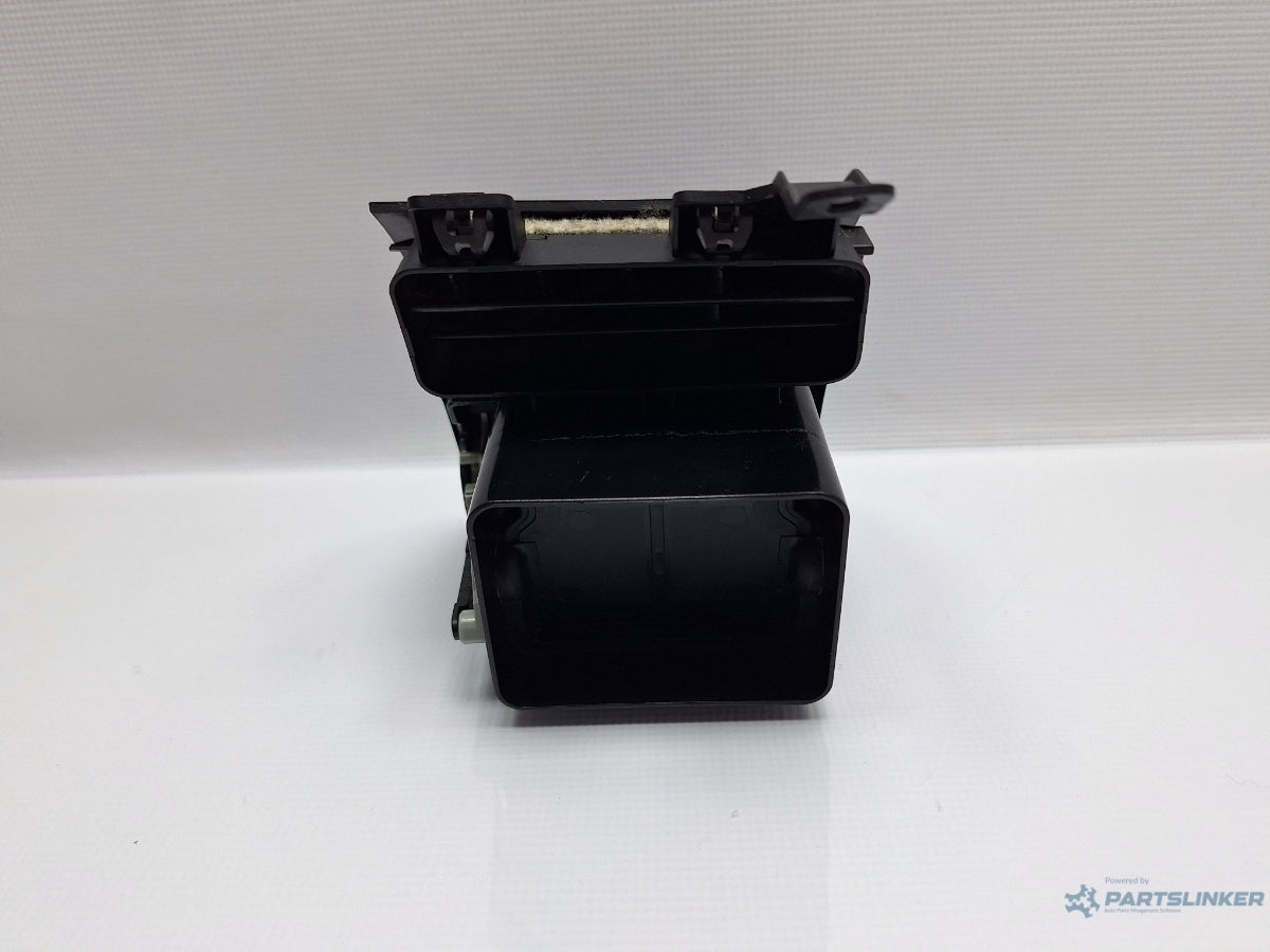 Gura ventilatie stanga VOLKSWAGEN TOURAN (1T1, 1T2) [ 2003 - 2010 ] TDI (BMN) 125KW|170HP 1T0819703B