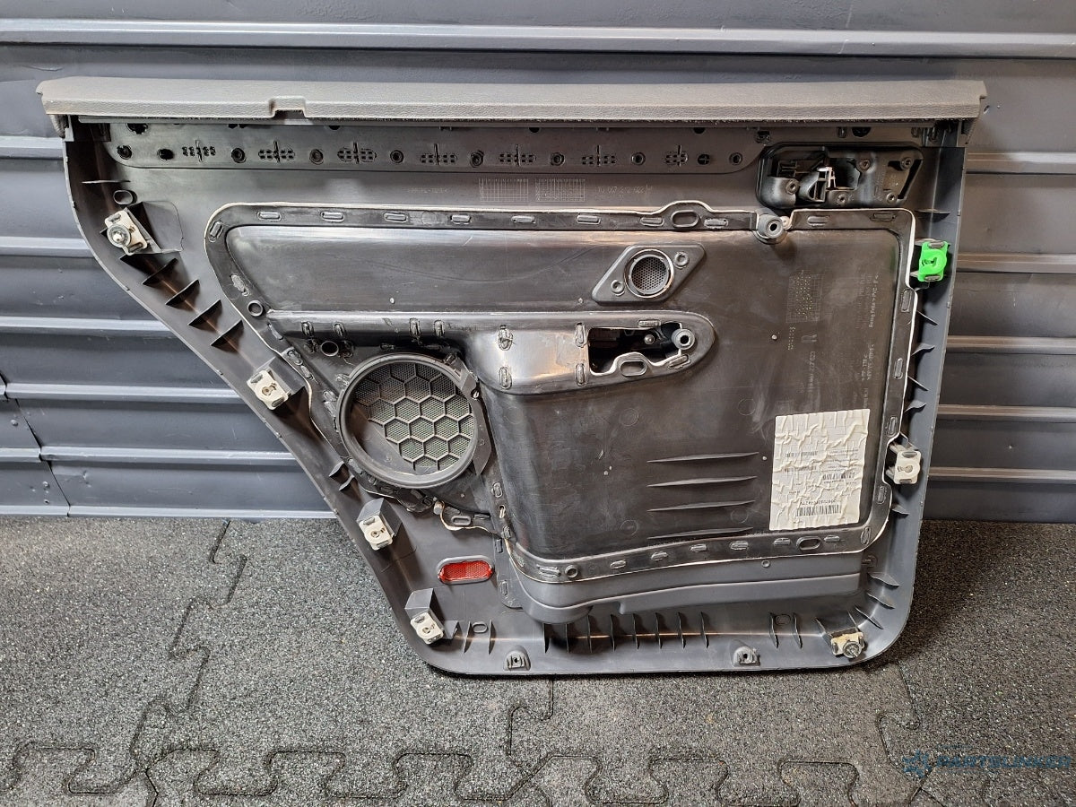 Panou usa dreapta spate VOLKSWAGEN TOURAN (1T1, 1T2) [ 2003 - 2010 ] TDI (BMN) 125KW|170HP 1T0867212