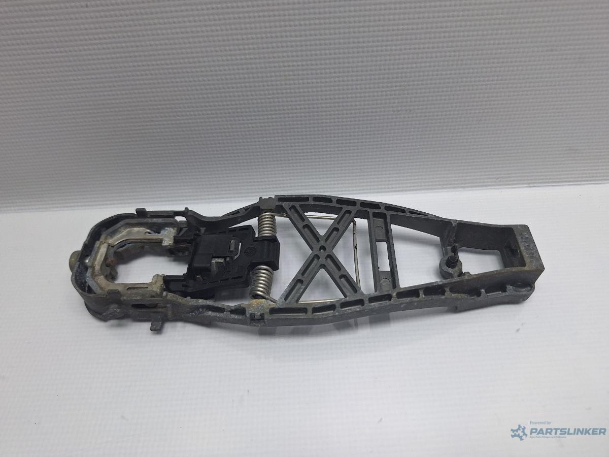 Maner/suport exterior usa de incarcare stanga VOLKSWAGEN TOURAN 1T1, 1T2 2003 - 2010 TDI BMN 1T0837885B