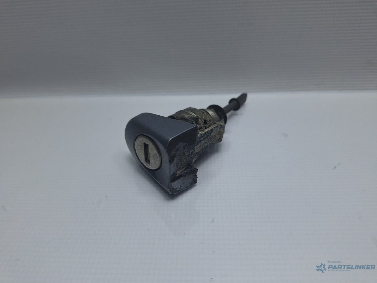 Butuc usa VOLKSWAGEN TOURAN (1T1, 1T2) [ 2003 - 2010 ] TDI (BMN) 125KW|170HP 1T0837157B