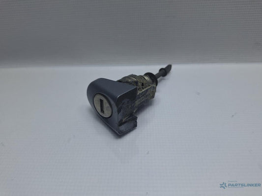 Butuc usa VOLKSWAGEN TOURAN (1T1, 1T2) [ 2003 - 2010 ] TDI (BMN) 125KW|170HP OEM 1T0837157B