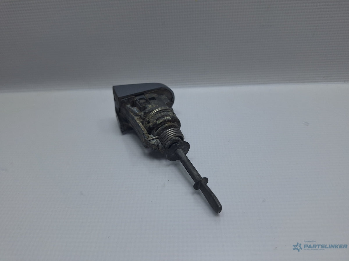 Butuc usa VOLKSWAGEN TOURAN (1T1, 1T2) [ 2003 - 2010 ] TDI (BMN) 125KW|170HP 1T0837157B
