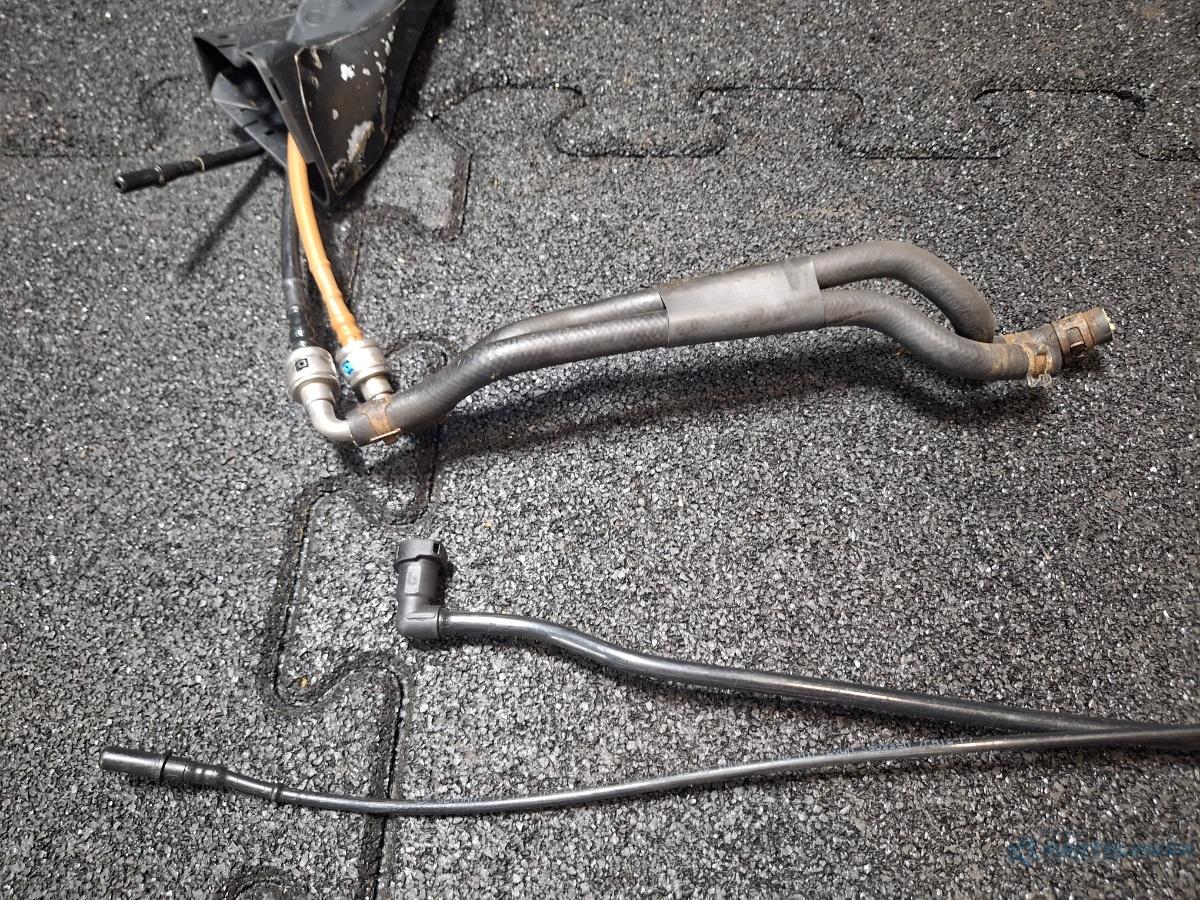 Conducte motorina VOLKSWAGEN TOURAN (1T1, 1T2) [ 2003 - 2010 ] TDI (BMN) 125KW|170HP OEM 1K0201353A , 1K0201901