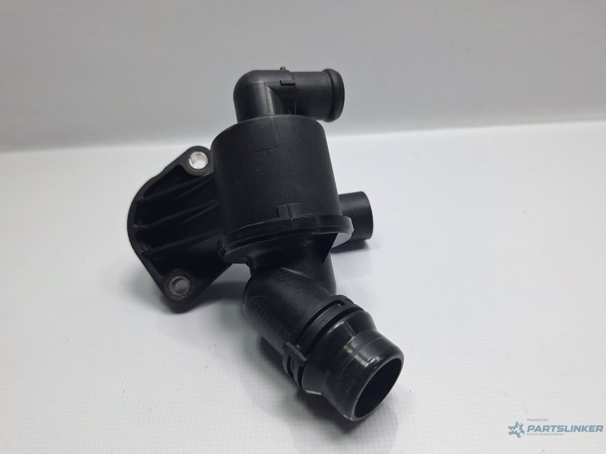 Carcasa termostat AUDI A4 IV Avant (8K5, B8) [ 2007 - 2015 ] TDI (CJCD, CMFB, CSUA) 110KW|150HP 03L121111AD