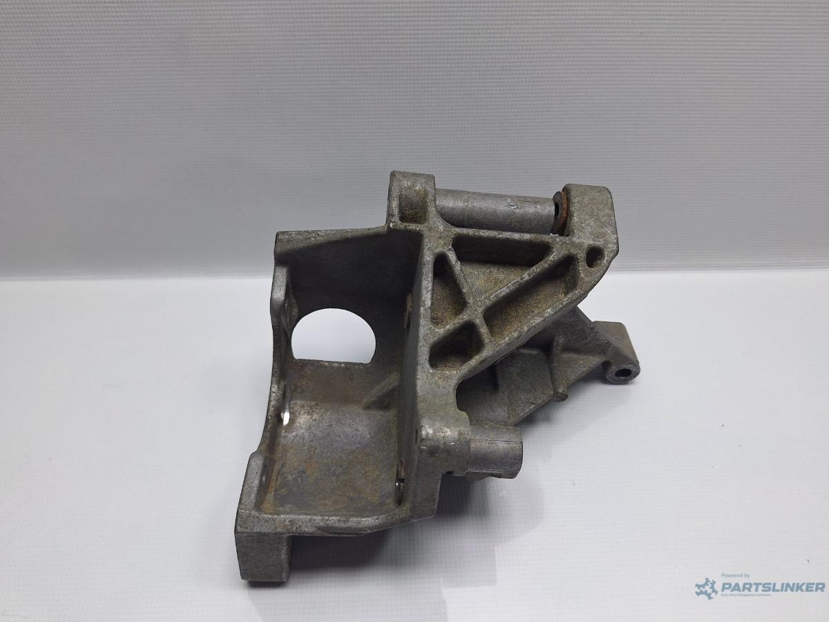 Suporti pompa servodirectie VOLKSWAGEN VENTO (1H2) [ 1991 - 1998 ] 1.8 (AAM) 55KW|75HP OEM 028145531D