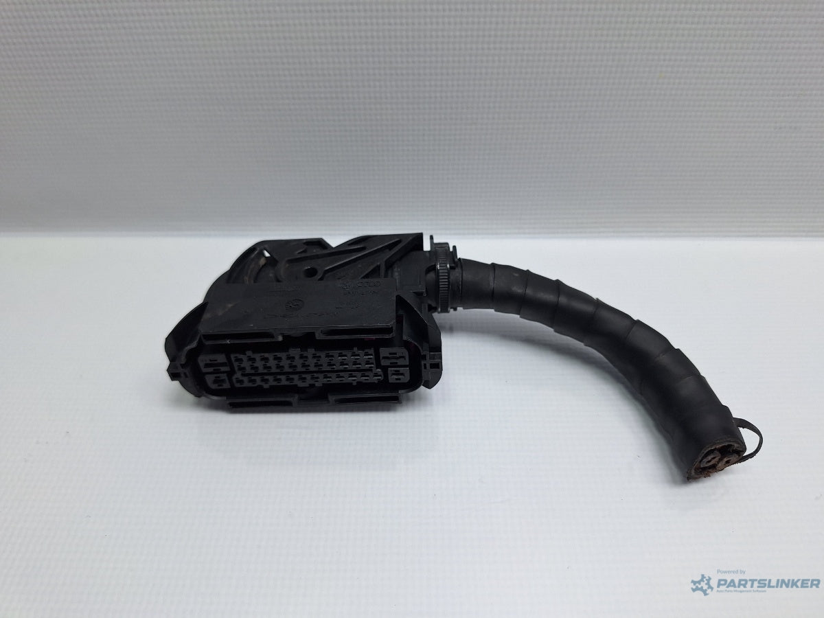 Mufa conector pompă abs SKODA FABIA Combi (6Y5) [ 2000 - 2007 ] 1.2 (AZQ, BME) 47KW|64HP 3C0973038