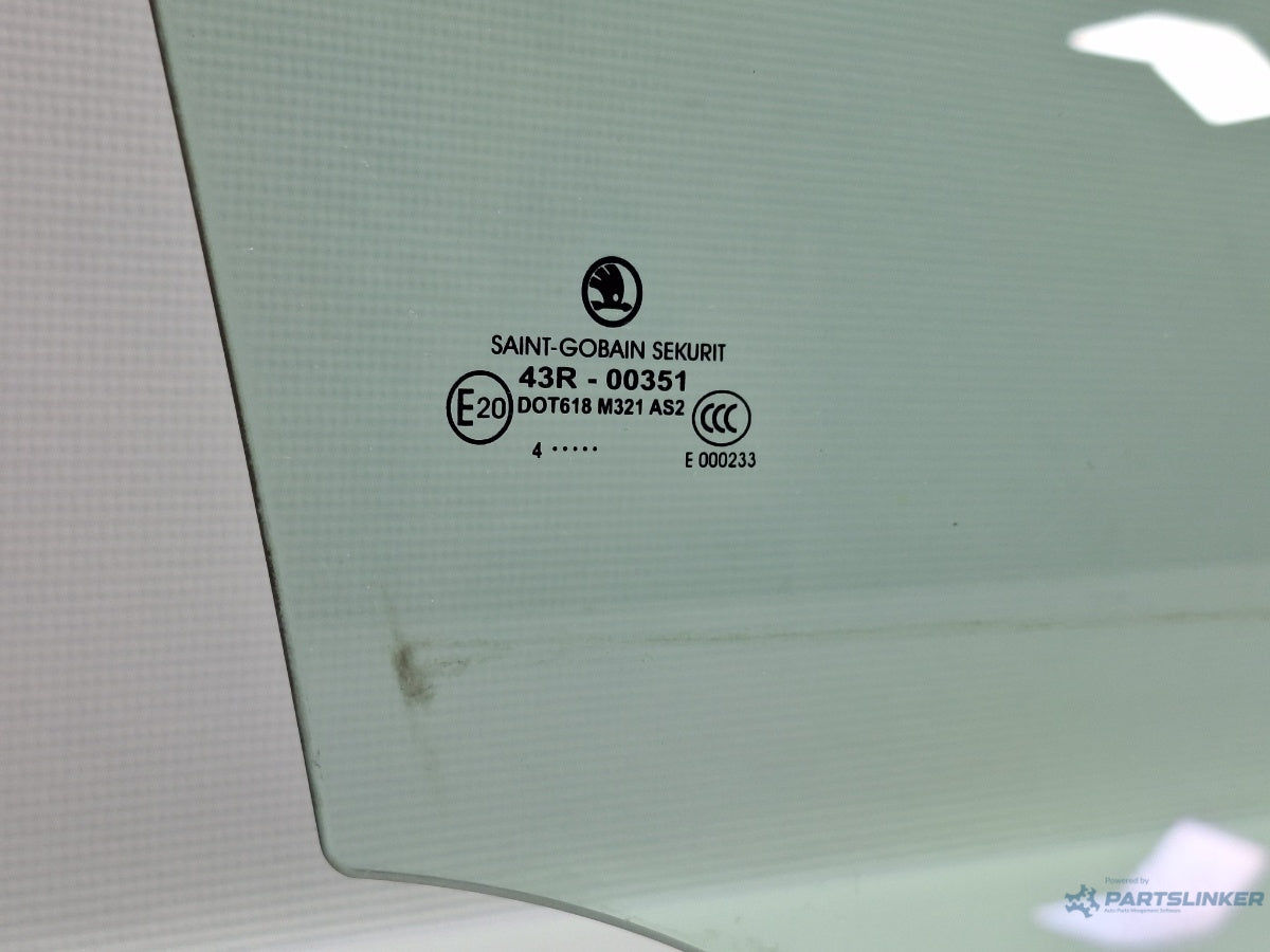 Geam usa dreapta fata SKODA FABIA Combi (6Y5) [ 2000 - 2007 ] 1.2 (AZQ, BME) 47KW|64HP 6Y0845202A , 43R-00351
