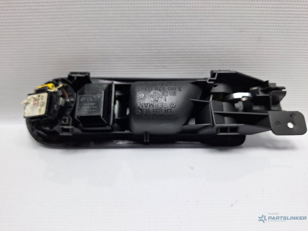 Maner usa stanga spate VOLKSWAGEN PASSAT (3B3) [ 2000 - 2005 ] TDI (AVB) 74KW|101HP 3B0839113 , 1J4839113C