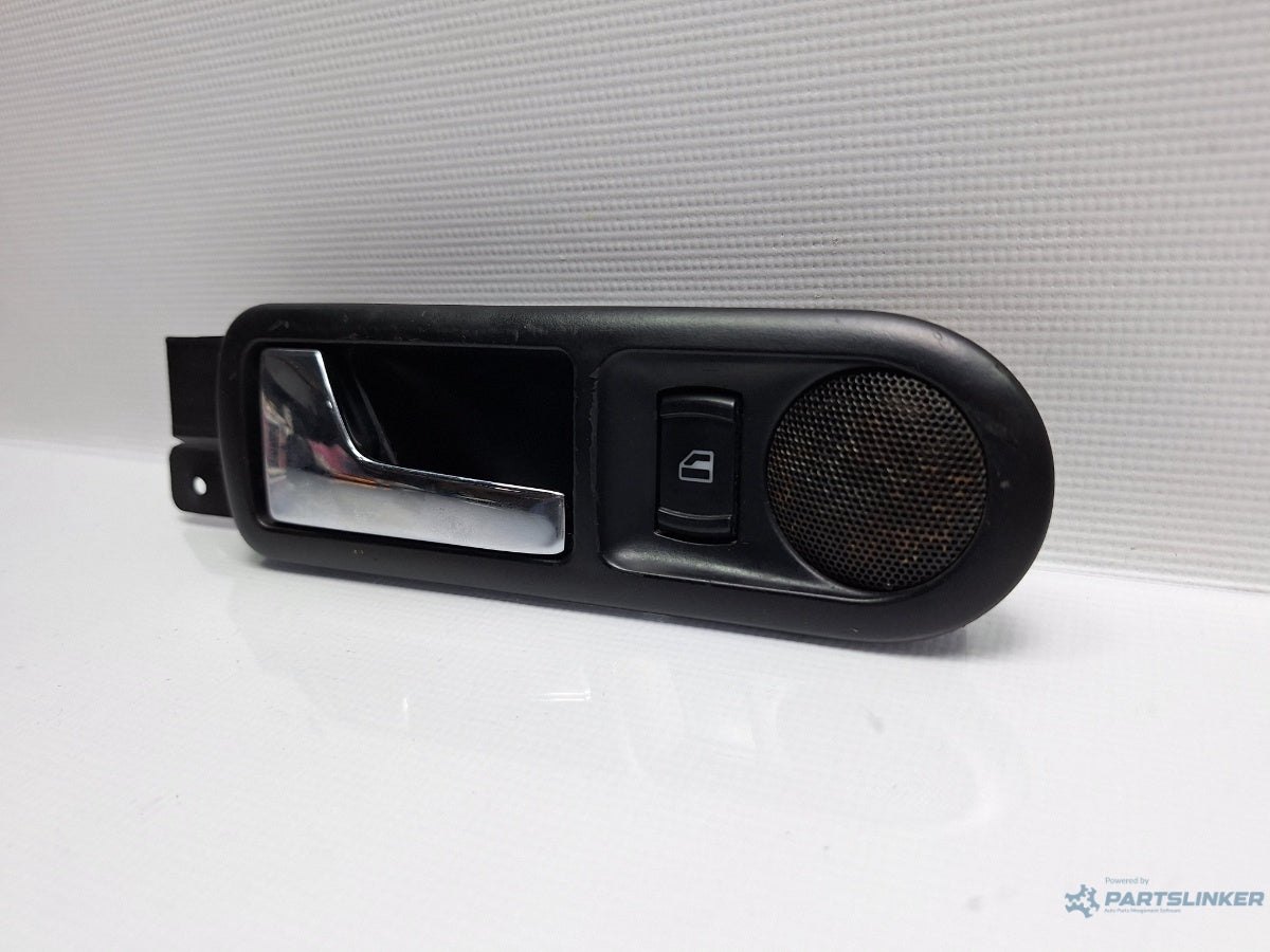 Maner usa stanga spate VOLKSWAGEN PASSAT (3B3) [ 2000 - 2005 ] TDI (AVB) 74KW|101HP 3B0839113 , 1J4839113C