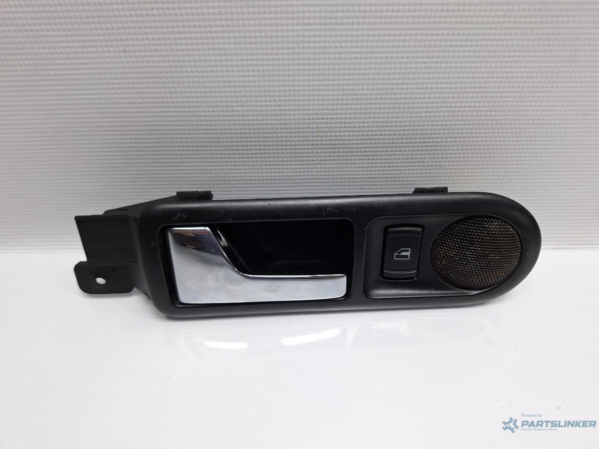 Maner usa stanga spate VOLKSWAGEN PASSAT (3B3) [ 2000 - 2005 ] TDI (AVB) 74KW|101HP 3B0839113 , 1J4839113C