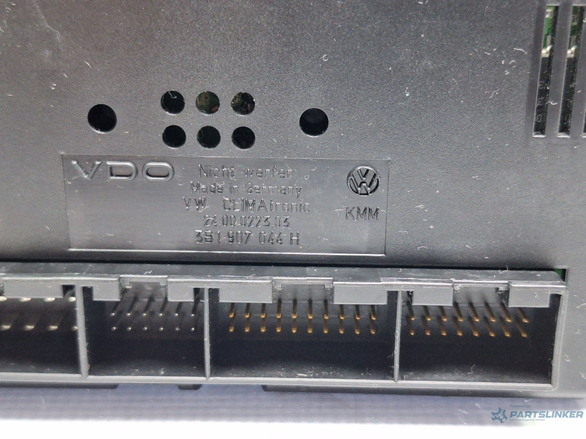 Panou comanda AC VOLKSWAGEN PASSAT (3B3) [ 2000 - 2005 ] TDI (AVB) 74KW|101HP 3B1907044H