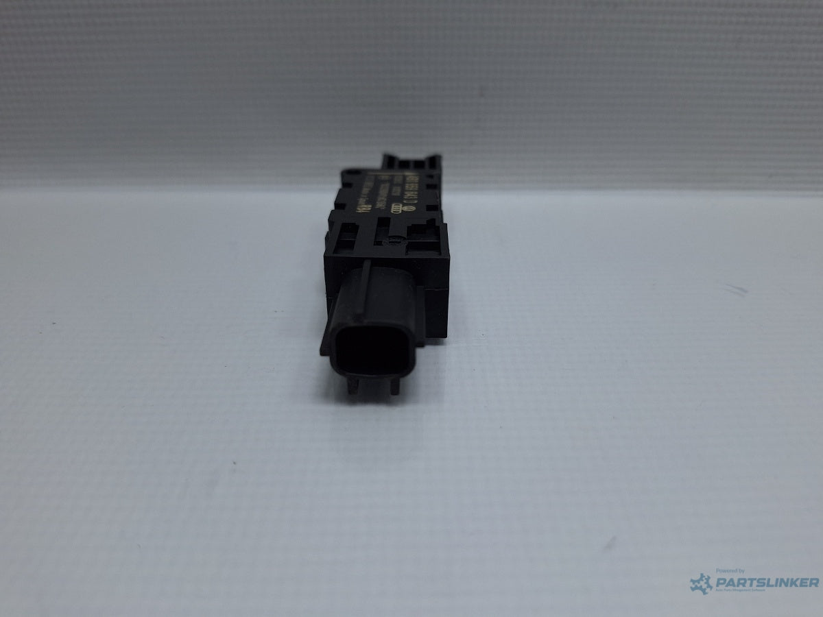 Senzor impact airbag VOLKSWAGEN PASSAT (3B3) [ 2000 - 2005 ] TDI (AVB) 74KW|101HP 4B0959643D