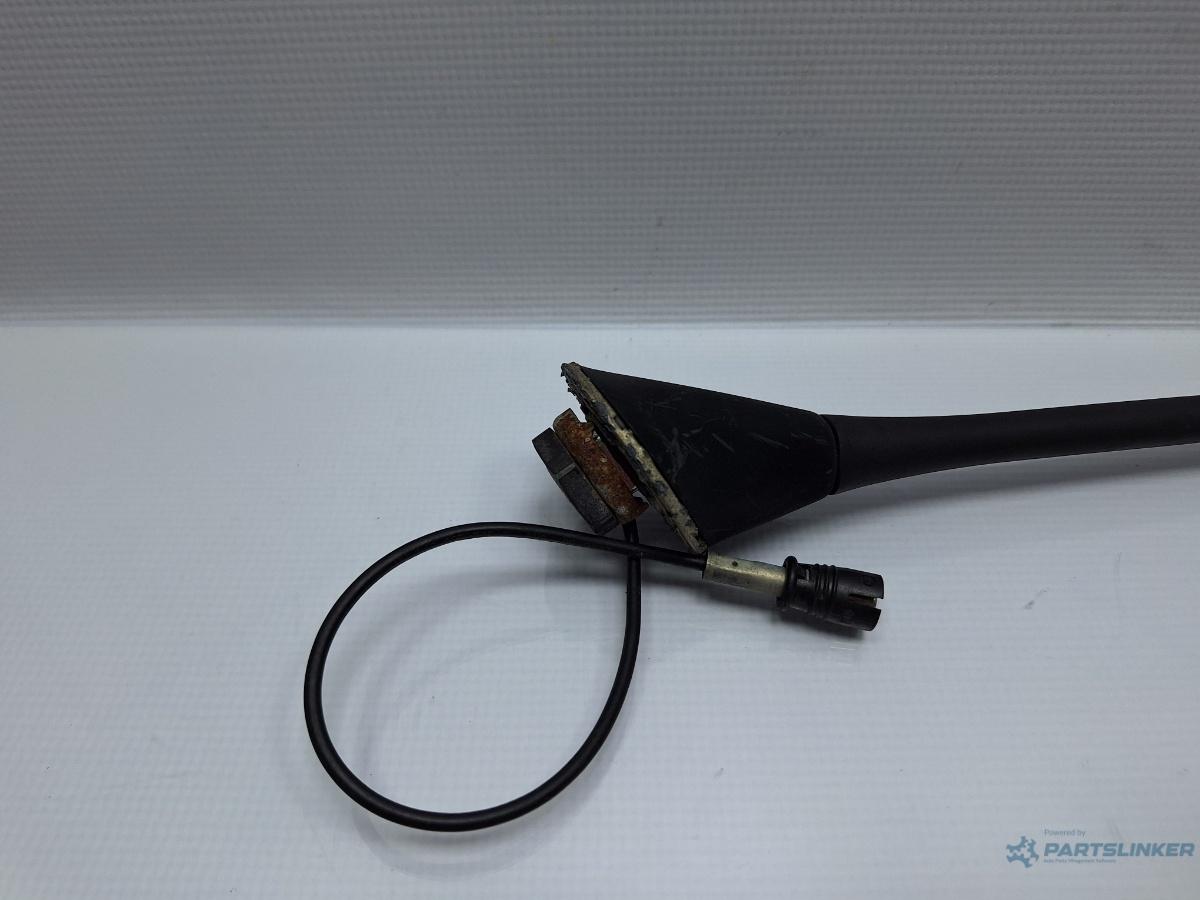 Antena VOLKSWAGEN PASSAT (3B3) [ 2000 - 2005 ] TDI (AVB) 74KW|101HP OEM 1J0035505B