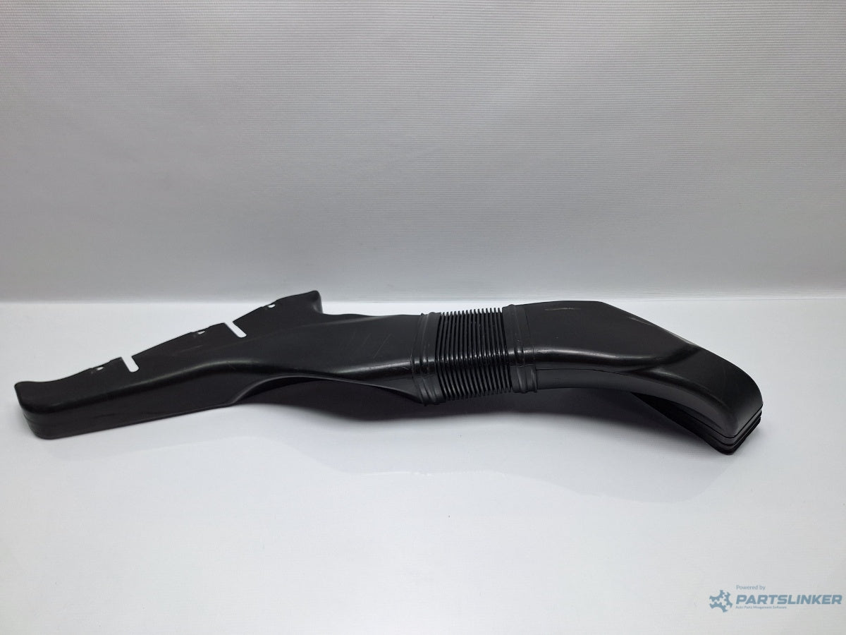 Conducte admisie filtru aer VOLKSWAGEN PASSAT (3B3) [ 2000 - 2005 ] TDI (AVB) 74KW|101HP 3B0129617G , 3B0129617D