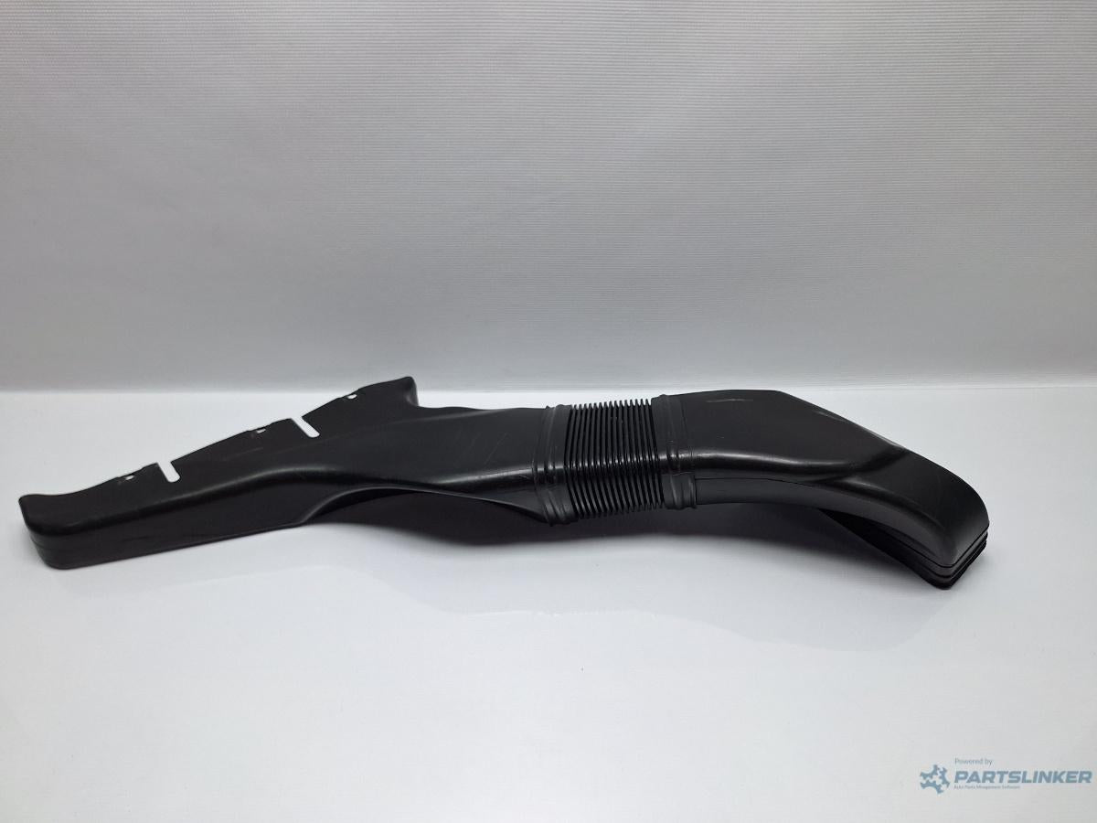 Conducte admisie filtru aer VOLKSWAGEN PASSAT (3B3) [ 2000 - 2005 ] TDI (AVB) 74KW|101HP OEM 3B0129617G , 3B0129617D