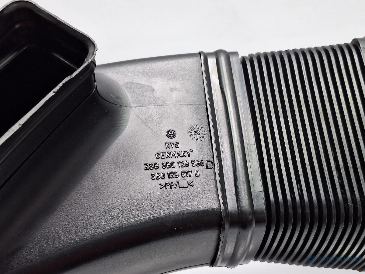 Conducte admisie filtru aer VOLKSWAGEN PASSAT (3B3) [ 2000 - 2005 ] TDI (AVB) 74KW|101HP OEM 3B0129617G , 3B0129617D