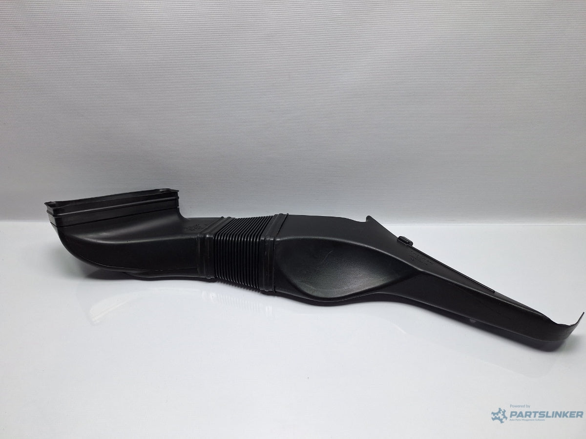 Conducte admisie filtru aer VOLKSWAGEN PASSAT (3B3) [ 2000 - 2005 ] TDI (AVB) 74KW|101HP 3B0129617G , 3B0129617D