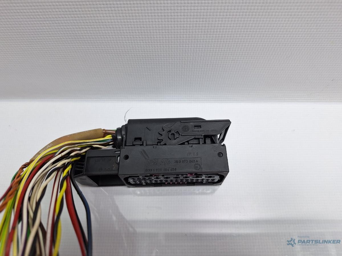 Mufa conector pompa abs VOLKSWAGEN PASSAT (3B3) [ 2000 - 2005 ] TDI (AVB) 74KW|101HP OEM 3B0973042A
