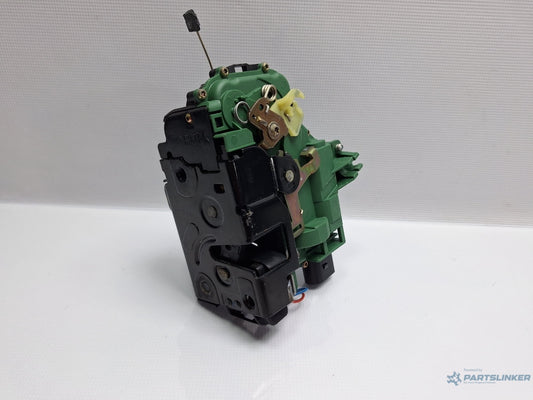 Broasca usa stanga fata VOLKSWAGEN PASSAT (3B3) [ 2000 - 2005 ] TDI (AVB) 74KW|101HP 3B1837015Q