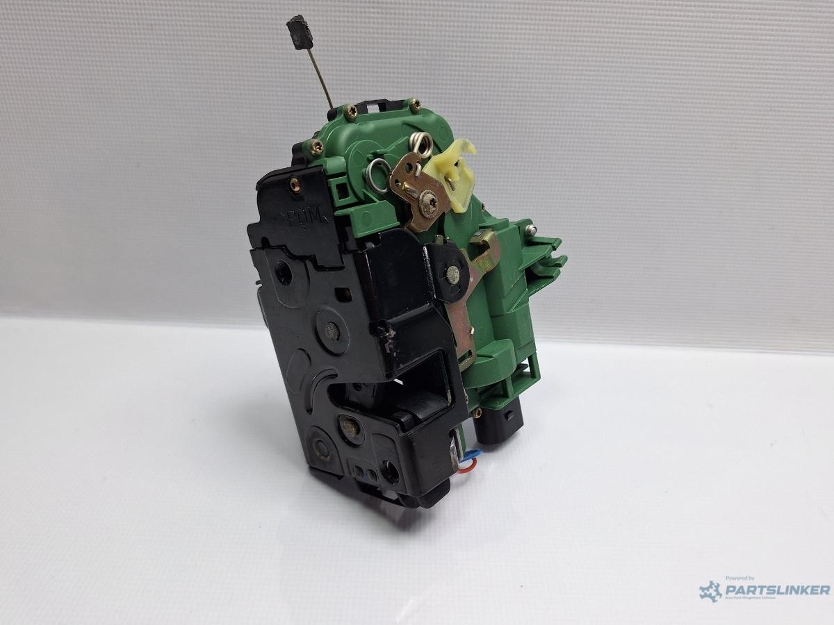 Broasca usa stanga fata VOLKSWAGEN PASSAT (3B3) [ 2000 - 2005 ] TDI (AVB) 74KW|101HP OEM 3B1837015Q