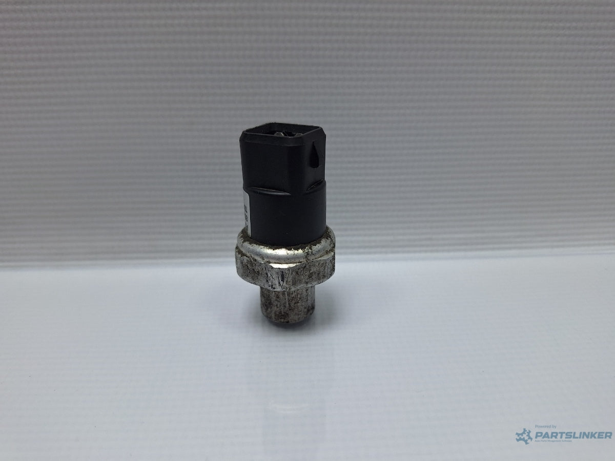 Senzor presiune AC VOLKSWAGEN PASSAT (3B3) [ 2000 - 2005 ] TDI (AVB) 74KW|101HP 8D0959482B