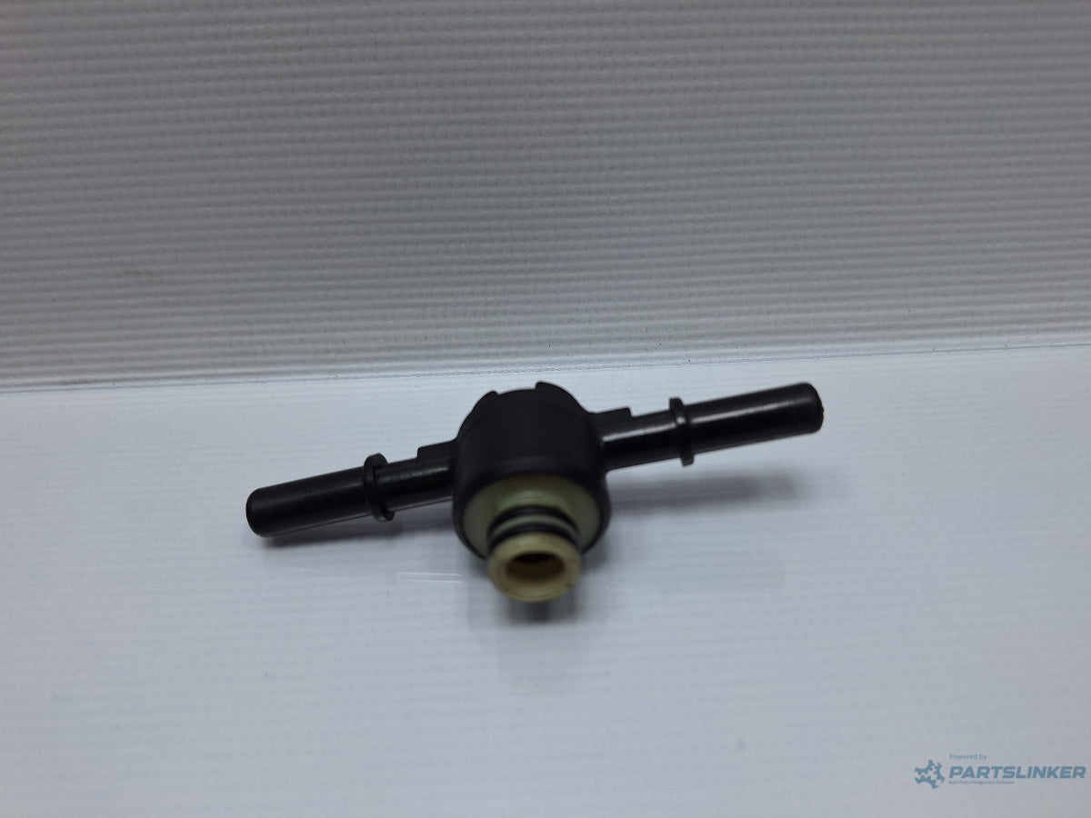 Supapa filtru motorina VOLKSWAGEN PASSAT (3B3) [ 2000 - 2005 ] TDI (AVB) 74KW|101HP 70312548