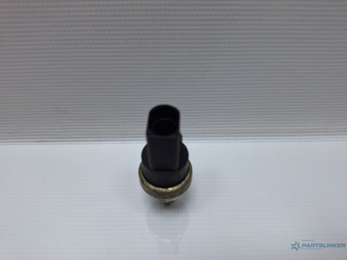 Senzor temperatura apa VOLKSWAGEN PASSAT (3B3) [ 2000 - 2005 ] TDI (AVB) 74KW|101HP 269416