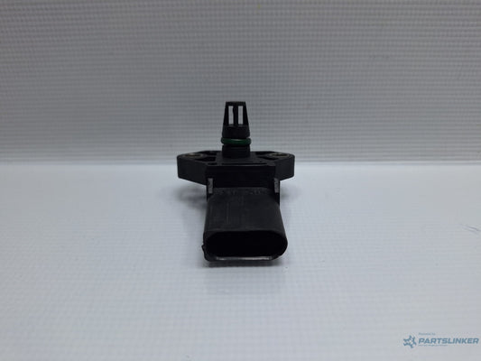 Senzor MAP VOLKSWAGEN PASSAT (3B3) [ 2000 - 2005 ] TDI (AVB) 74KW|101HP BOSCH 0281002399 038906051B