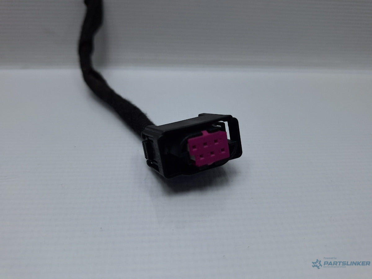 Mufa conector 6 pini VOLKSWAGEN PASSAT (3B3) [ 2000 - 2005 ] TDI (AVB) 74KW|101HP 4B0972571