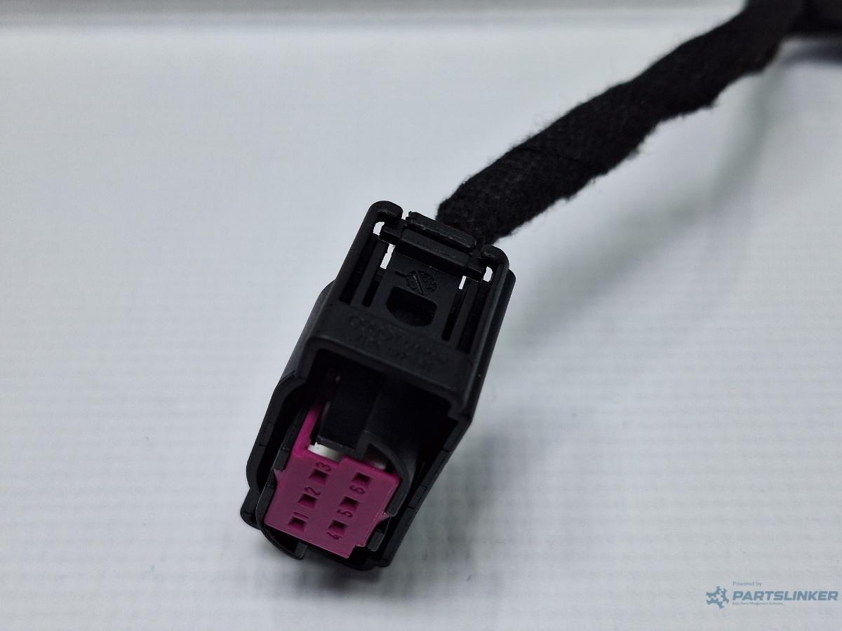 Mufa conector 6 pini VOLKSWAGEN PASSAT (3B3) [ 2000 - 2005 ] TDI (AVB) 74KW|101HP OEM 4B0972571
