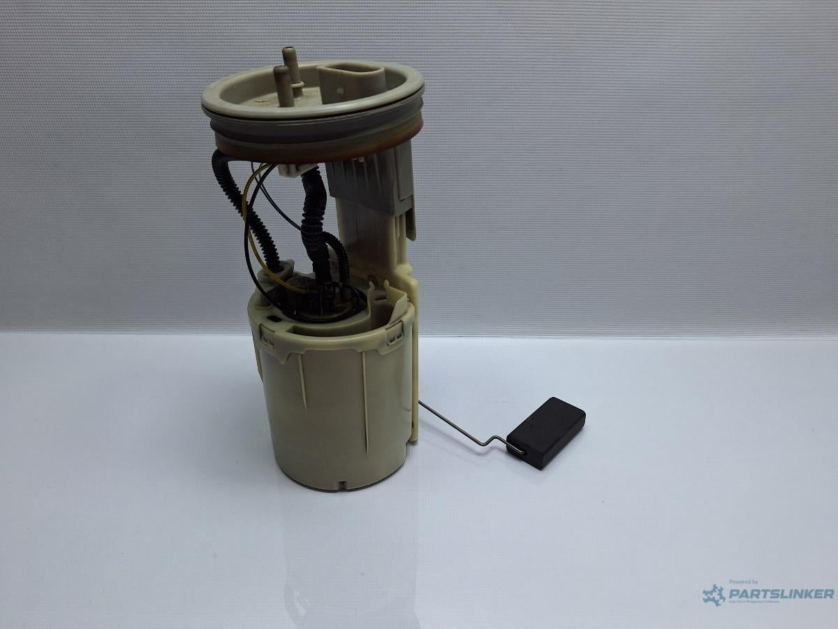 Pompa motorina din rezervor VOLKSWAGEN PASSAT (3B3) [ 2000 - 2005 ] TDI (AVB) 74KW|101HP OEM 3B0919050B