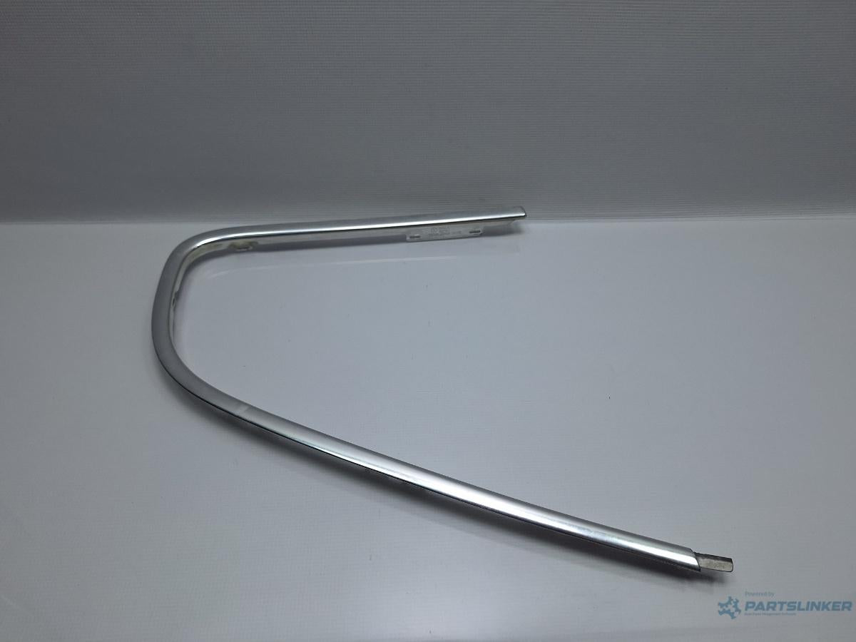 Ornament crom geam fix stanga spate VOLKSWAGEN PASSAT (3B3) [ 2000 - 2005 ] TDI (AVB) 74KW|101HP OEM 3B5853345