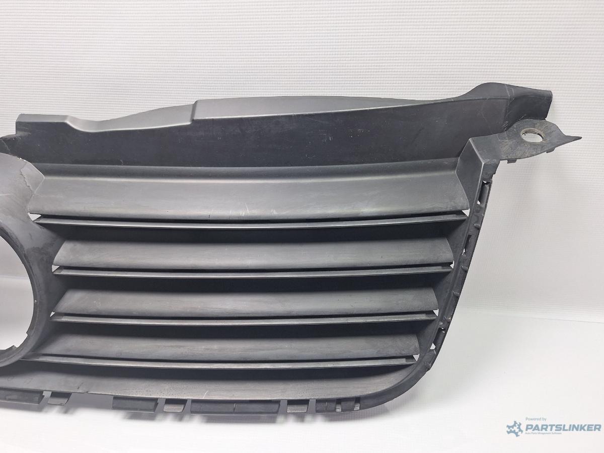 Grila bara fata VOLKSWAGEN PASSAT (3B3) [ 2000 - 2005 ] TDI (AVB) 74KW|101HP OEM 3B0853651L