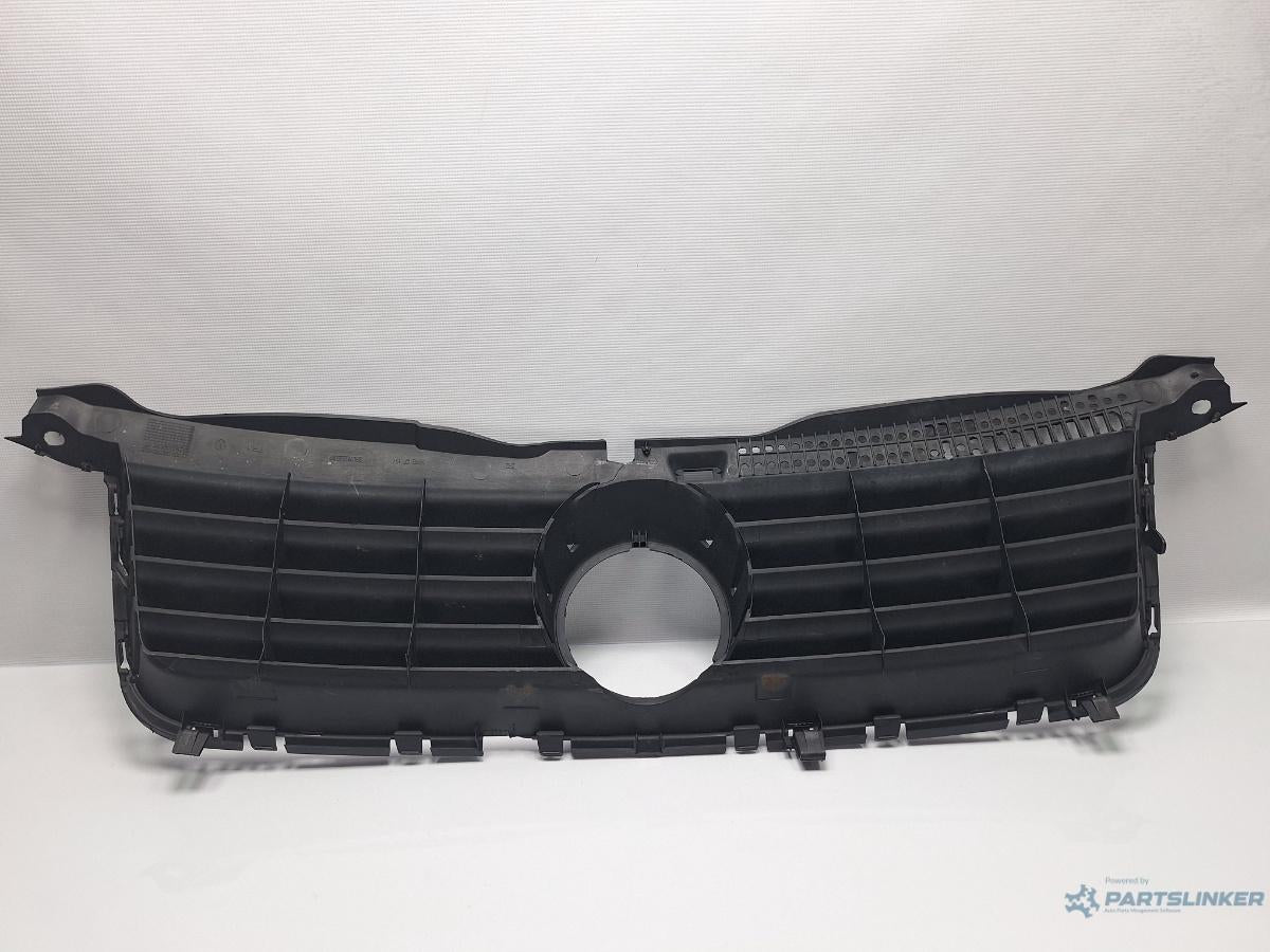 Grila bara fata VOLKSWAGEN PASSAT (3B3) [ 2000 - 2005 ] TDI (AVB) 74KW|101HP OEM 3B0853651L