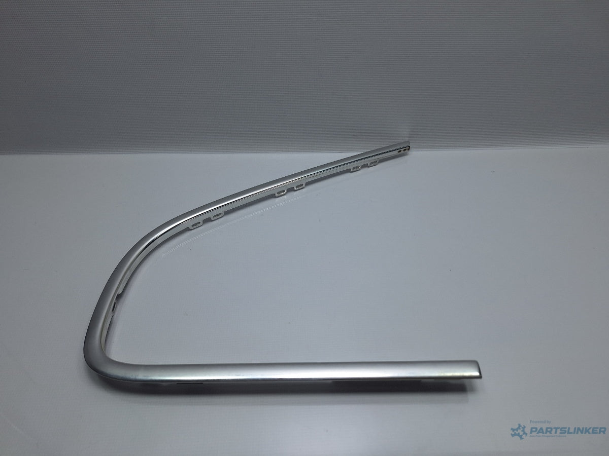 Ornament crom geam fix dreapta spate VOLKSWAGEN PASSAT (3B3) [ 2000 - 2005 ] TDI (AVB) 74KW|101HP 3B5853346