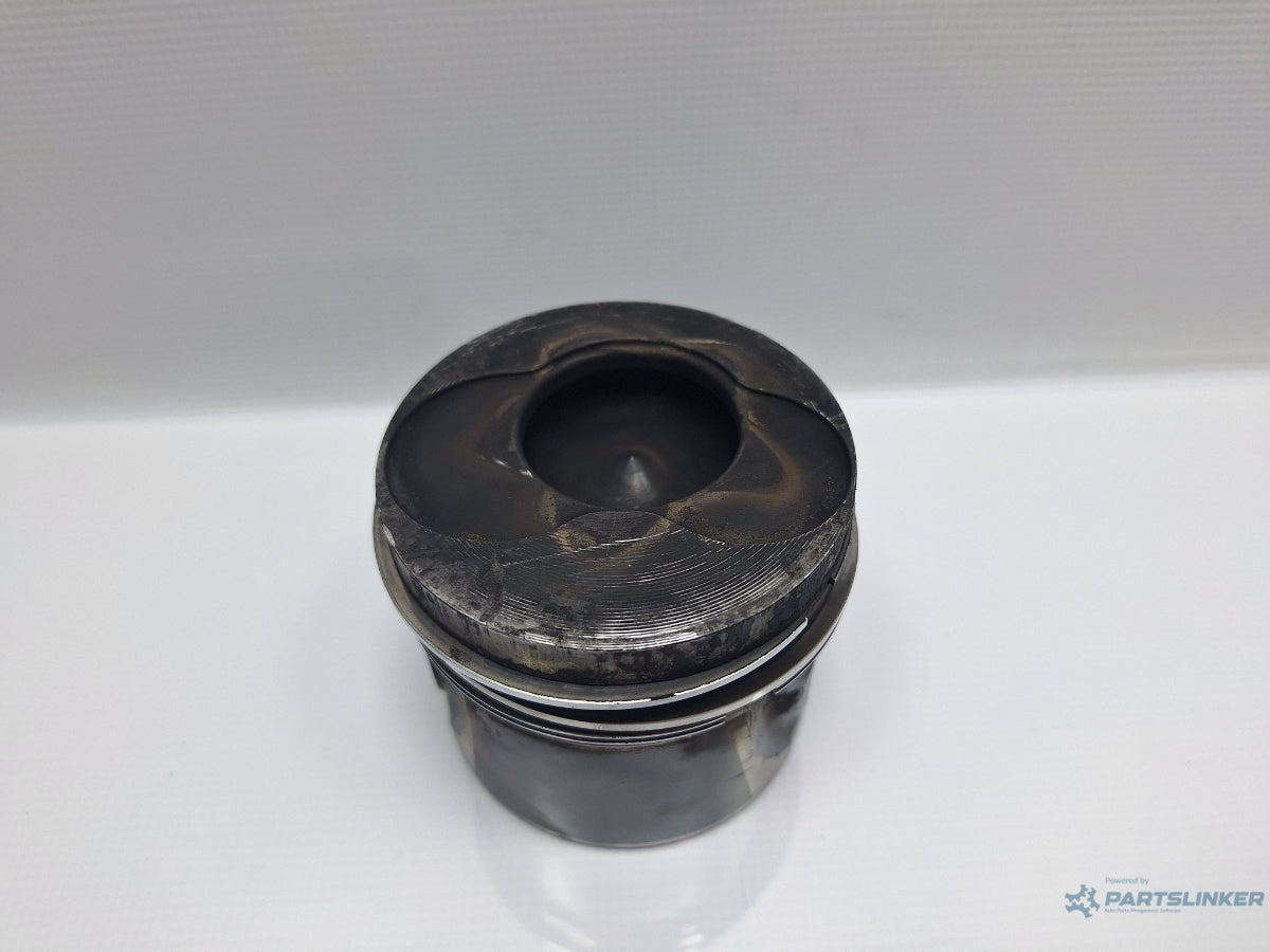 Piston cilindru 1/2 VOLKSWAGEN PASSAT (3B3) [ 2000 - 2005 ] TDI (AVB) 74KW|101HP 038107065FG
