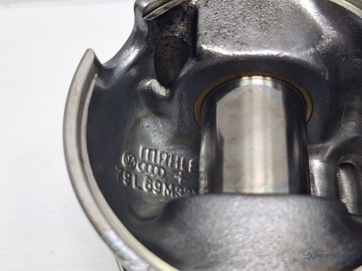 Piston cilindru 1/2 VOLKSWAGEN PASSAT (3B3) [ 2000 - 2005 ] TDI (AVB) 74KW|101HP 038107065FG