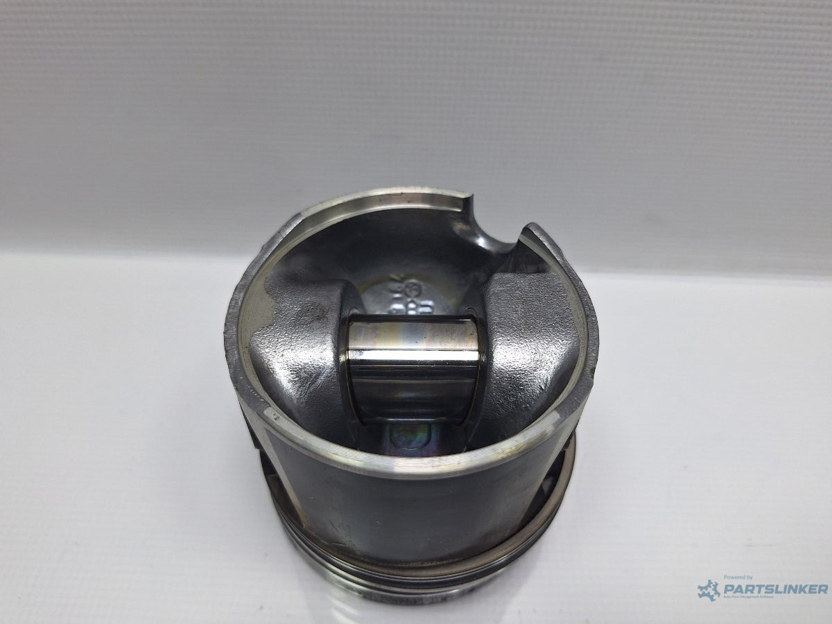 Piston cilindru 3/4 VOLKSWAGEN PASSAT (3B3) [ 2000 - 2005 ] TDI (AVB) 74KW|101HP 038107065FH
