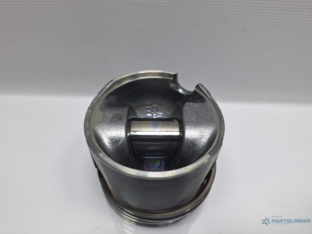 Piston cilindru 3/4 VOLKSWAGEN PASSAT (3B3) [ 2000 - 2005 ] TDI (AVB) 74KW|101HP OEM 038107065FH