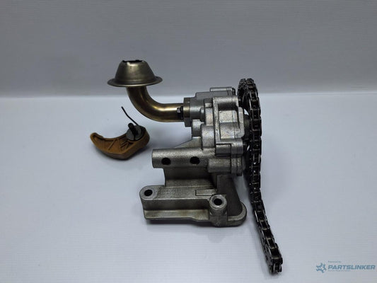 Pompa ulei VOLKSWAGEN PASSAT (3B3) [ 2000 - 2005 ] TDI (AVB) 74KW|101HP OEM 038115105D