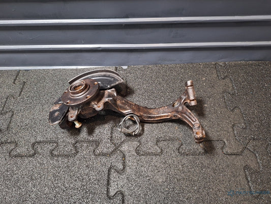 Fuzeta stanga fata VOLKSWAGEN PASSAT (3B3) [ 2000 - 2005 ] TDI (AVB) 74KW|101HP 8D0407257AN