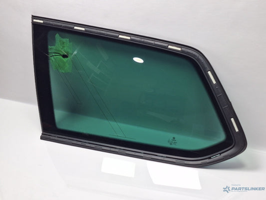 Geam fix lateral privacy stanga spate VOLKSWAGEN PASSAT Variant (3G5) [ 2014 - > ] TDI (CRLB, DBGA, DFGA) 110KW|150HP 43R-004343 , 3G9845297BT