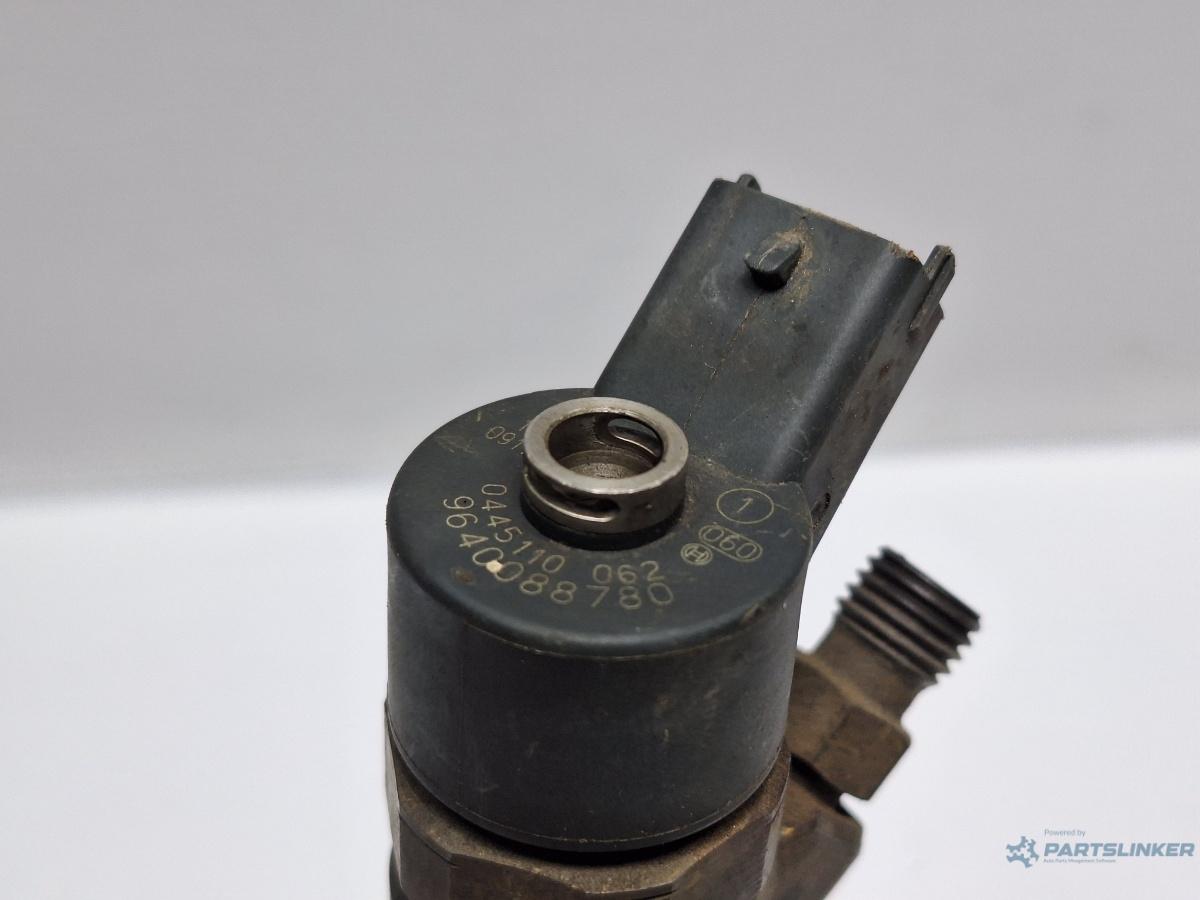 Injector PEUGEOT 206 Hatchback (2A/C) [ 1998 - > ] HDI 90 (RHY (DW10TD)) 66KW|90HP BOSCH 0445110062 OEM 9640088780