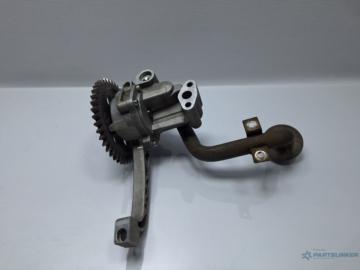 Pompa ulei VOLKSWAGEN TRANSPORTER V Box (7HA, 7HH, 7EA, 7EH) [ 2003 - > ] TDI (AXD, BNZ) 96KW|130HP 070115103A