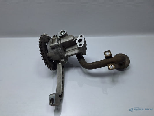 Pompa ulei VOLKSWAGEN TRANSPORTER V Box (7HA, 7HH, 7EA, 7EH) [ 2003 - > ] TDI (AXD, BNZ) 96KW|130HP 070115103A